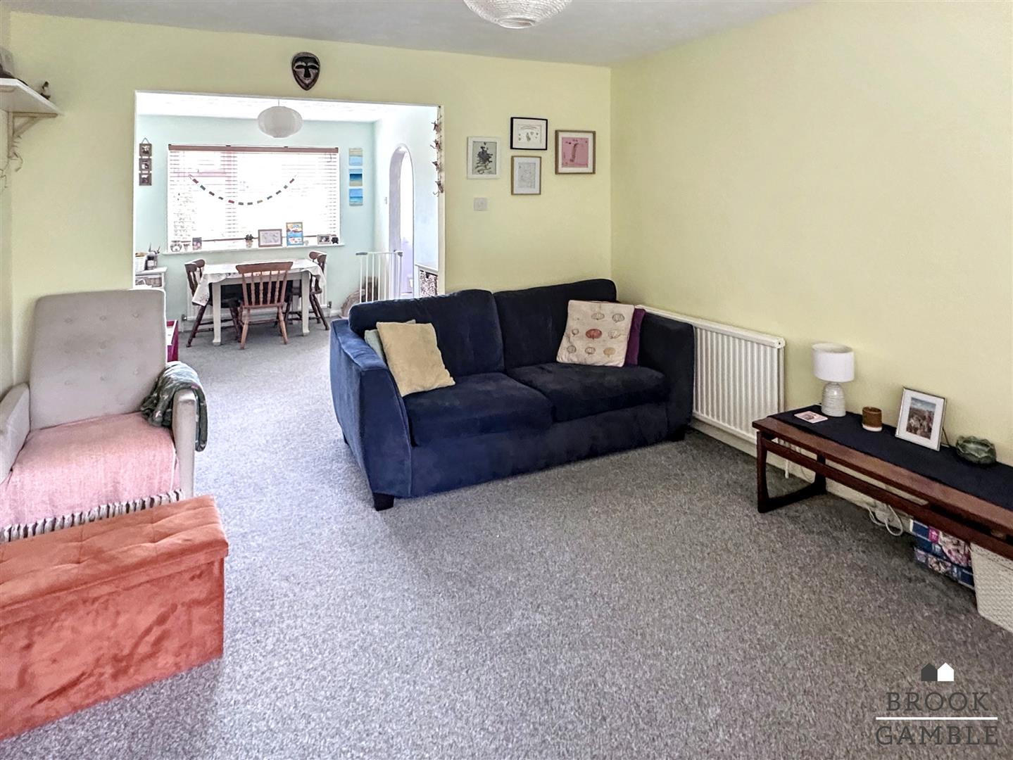 3 Bedroom House - Mid Terrace. Magnolia Walk in Eastbourne,  3